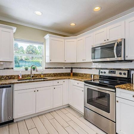 Beautiful Pool House In Old Seminole Heights! Villa Tampa Eksteriør bilde